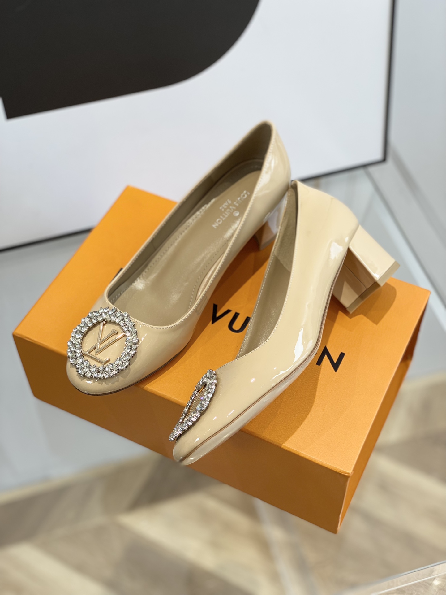 l0*is V*t0n pumps