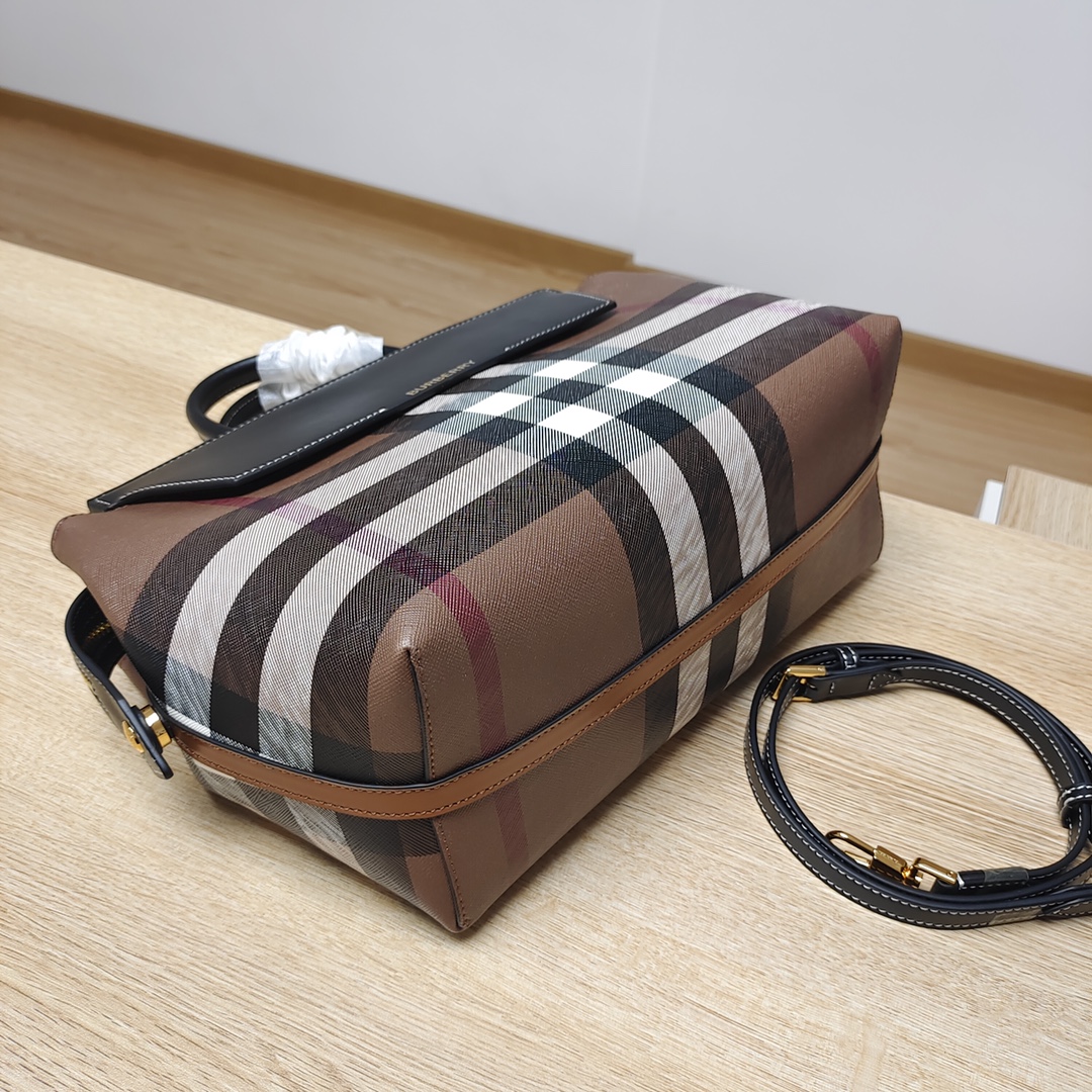 B**rry tote bag-28 x 13 x 23cm