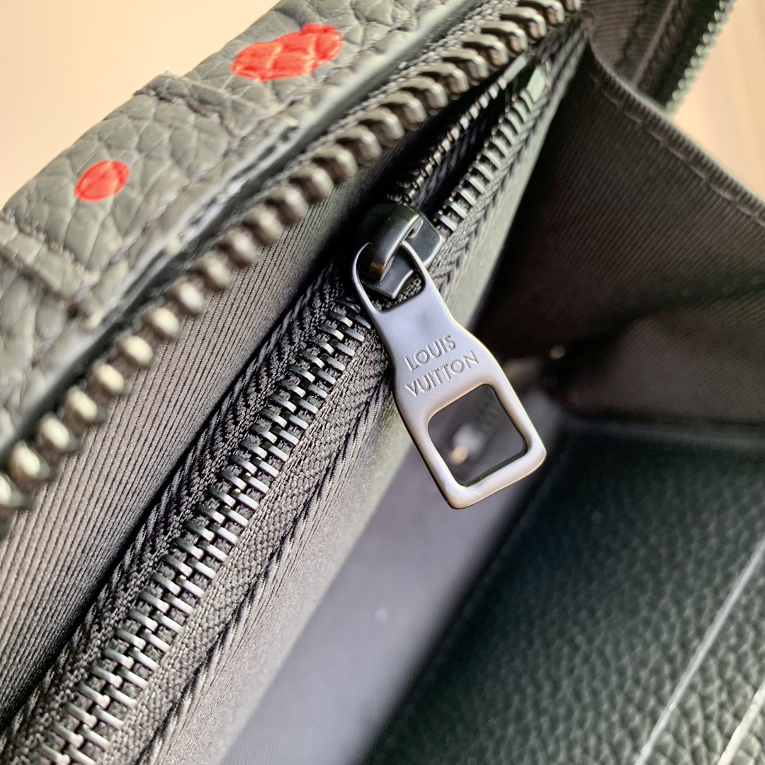 LV Soft Trunk Wallet-M81905-22.5*14*5CM