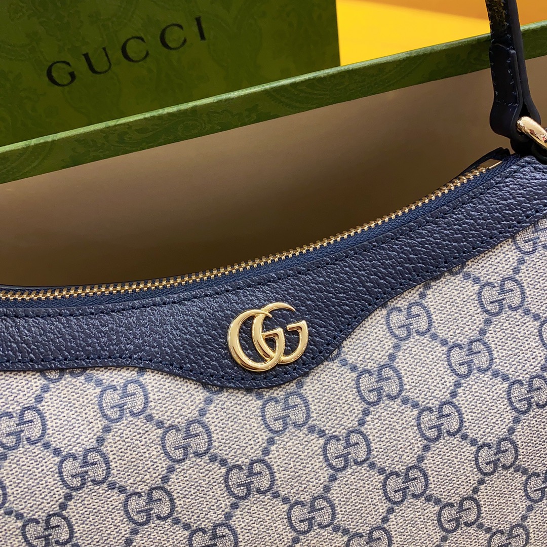 G*u*i chain bag-25*15*6cm