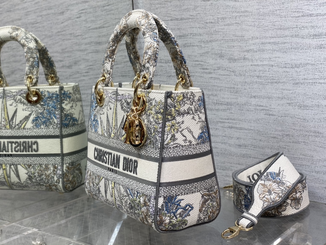 lady D*or handle bag-24cm