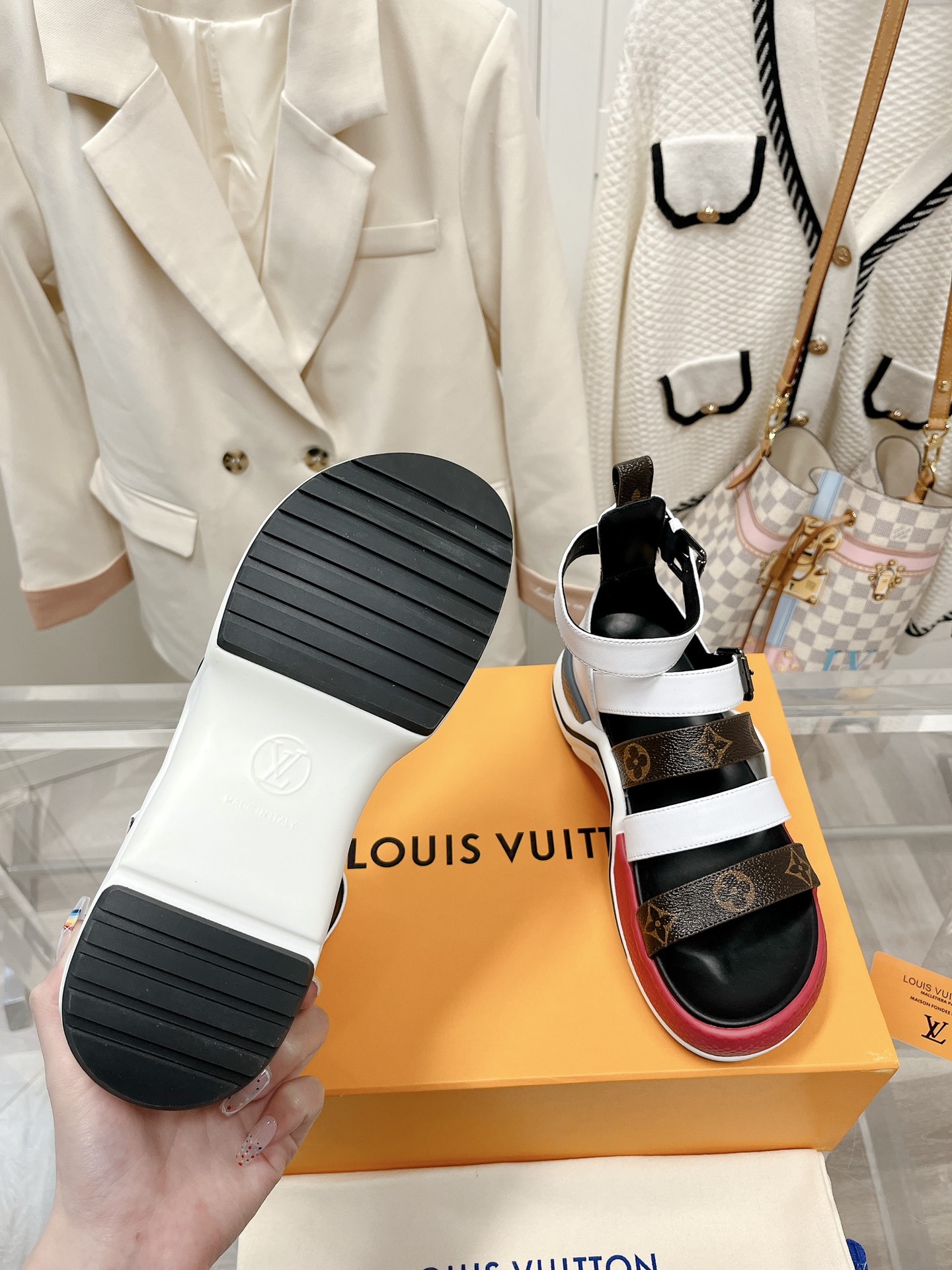 l0*is V*t0n archlight heels(eu35-41)