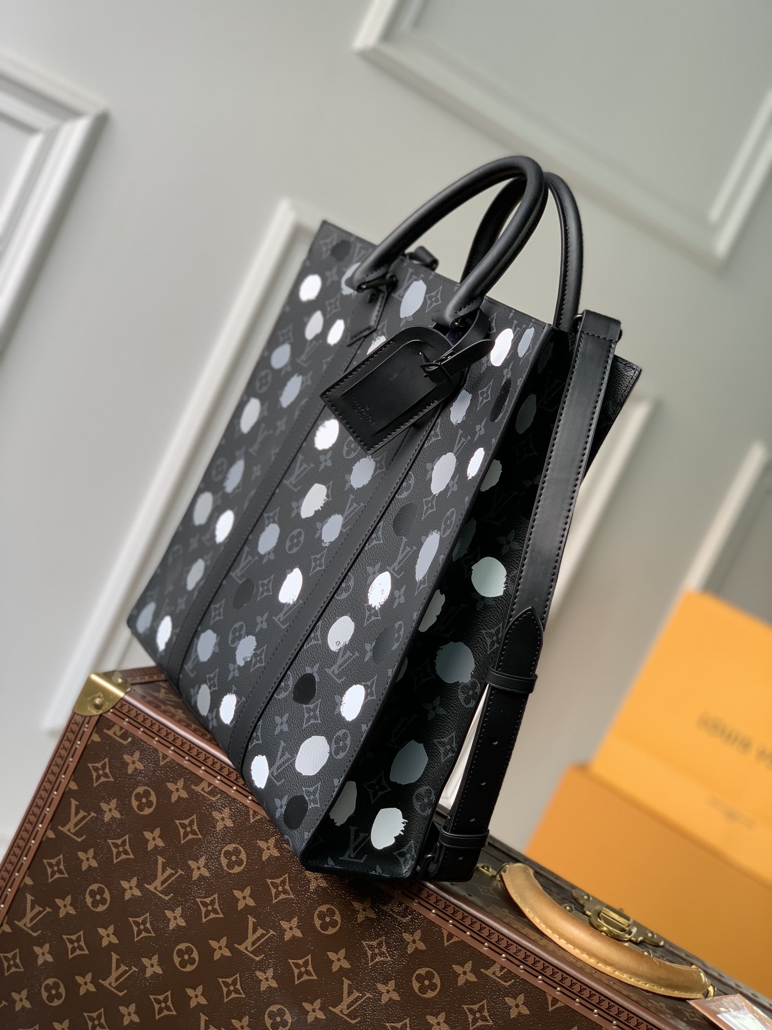 l0*is V*t0n sac plat bag-36.5 x 38 x 9cm