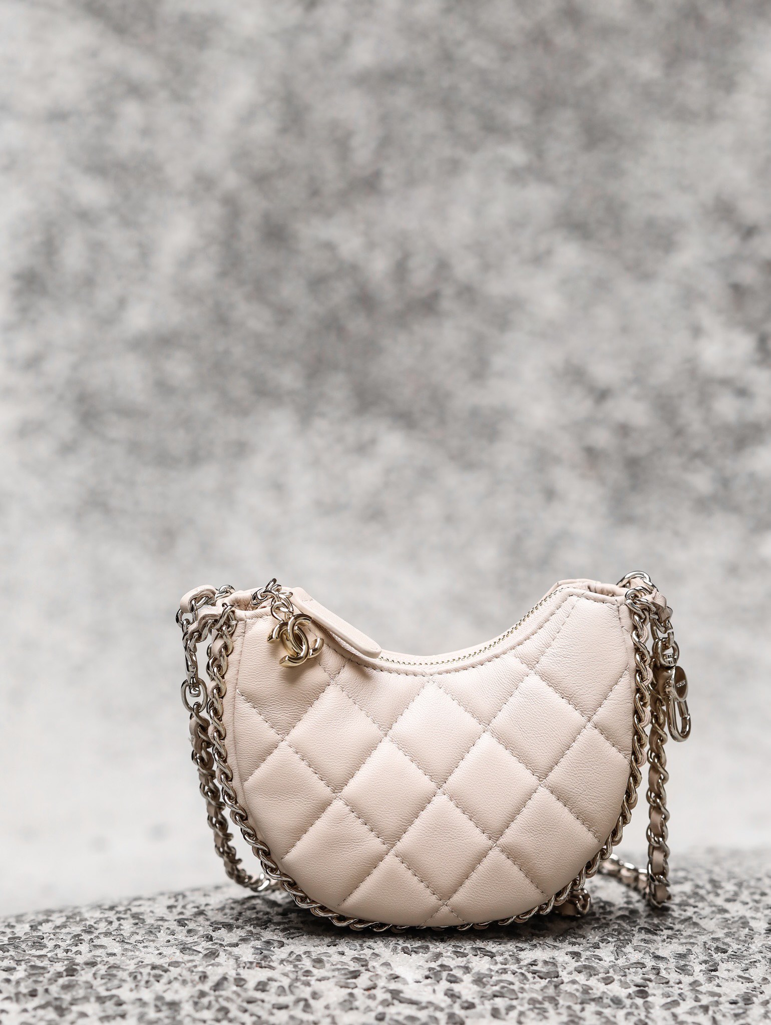 Ch@nel 23SS Moon Bag-16*10/22*14CM