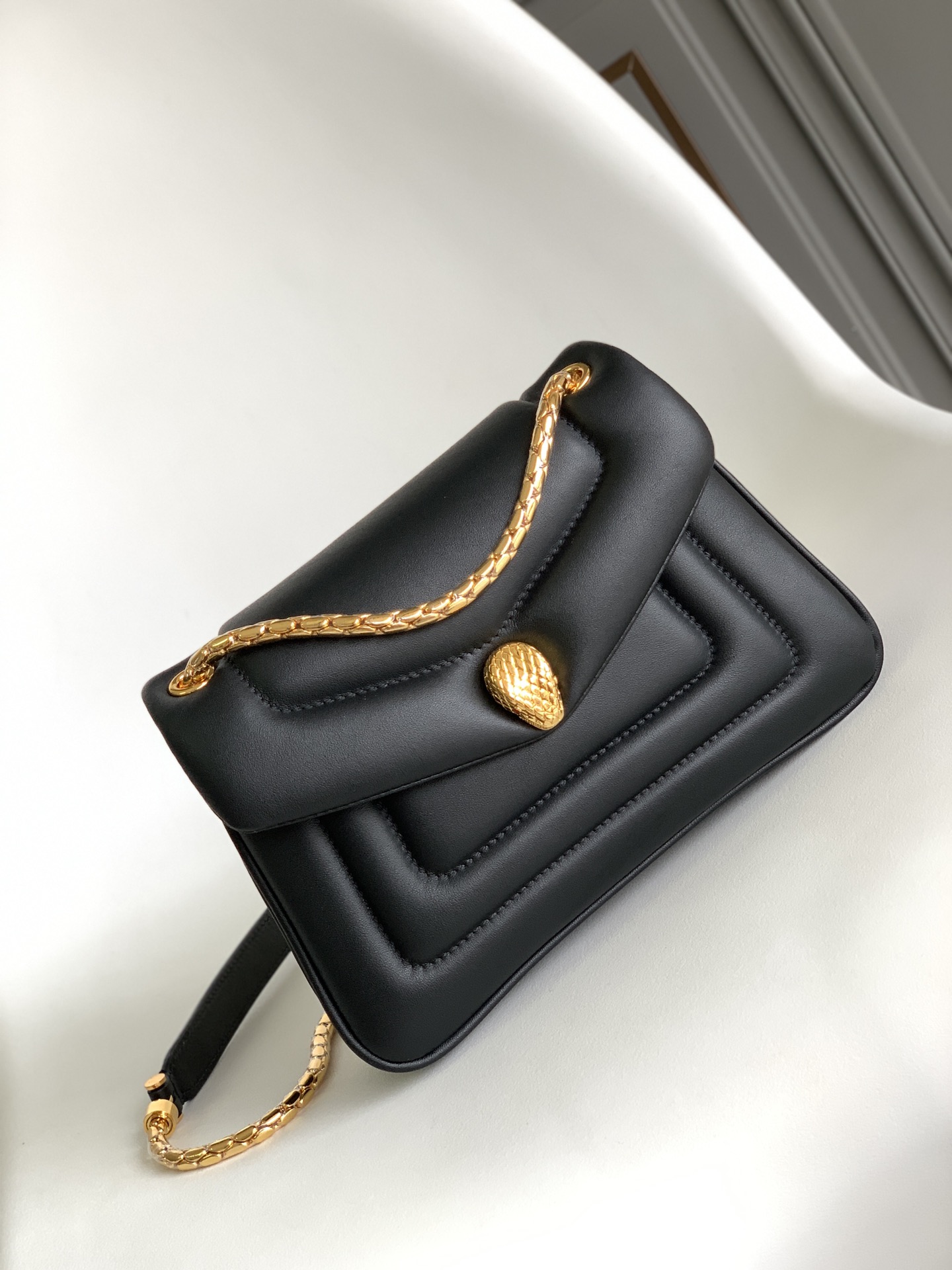 B*l*ai serpenti reverse-22.5*15*7cm