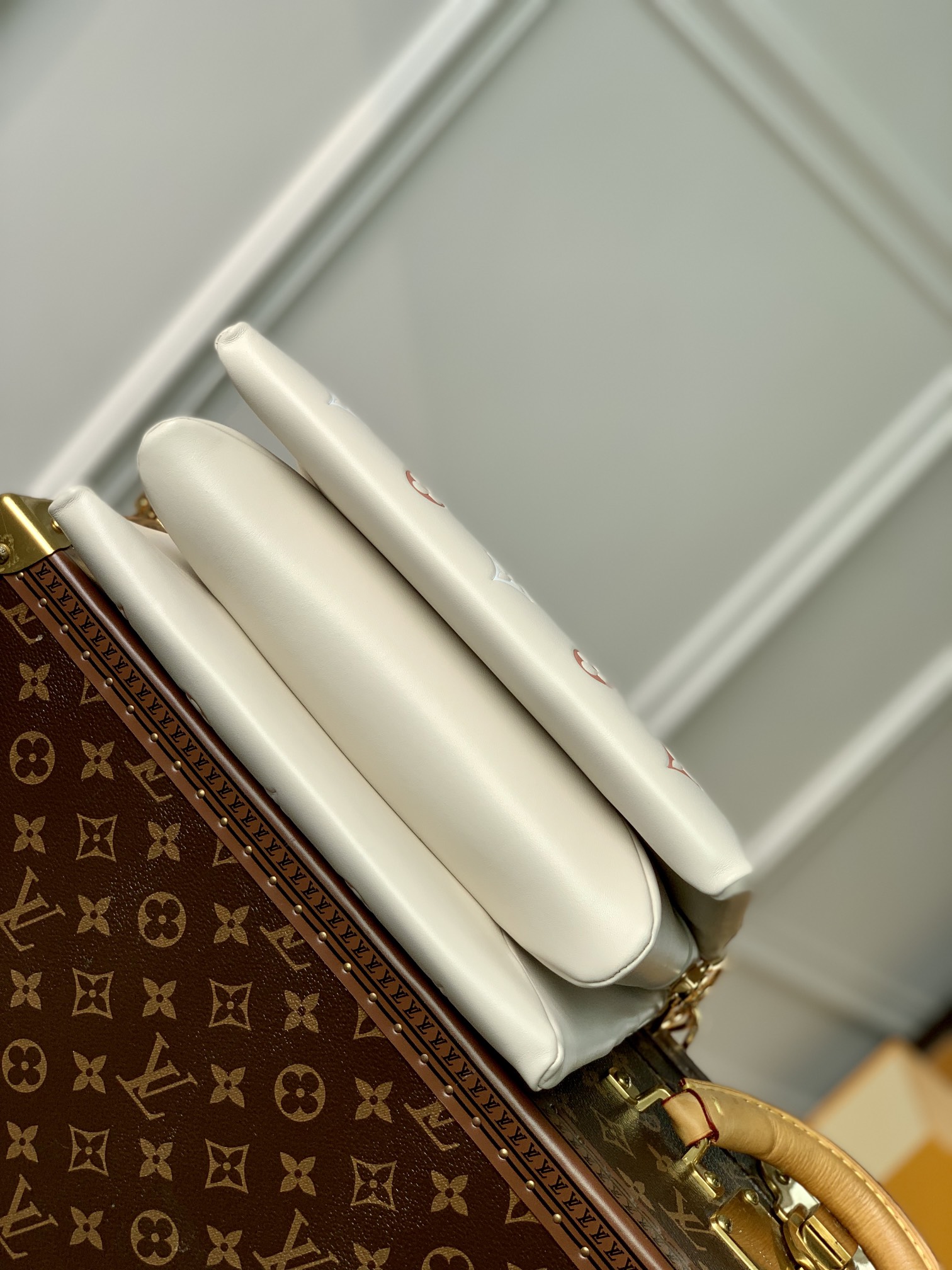 l0*is V*t0n coussin handbags-26*20*12cm