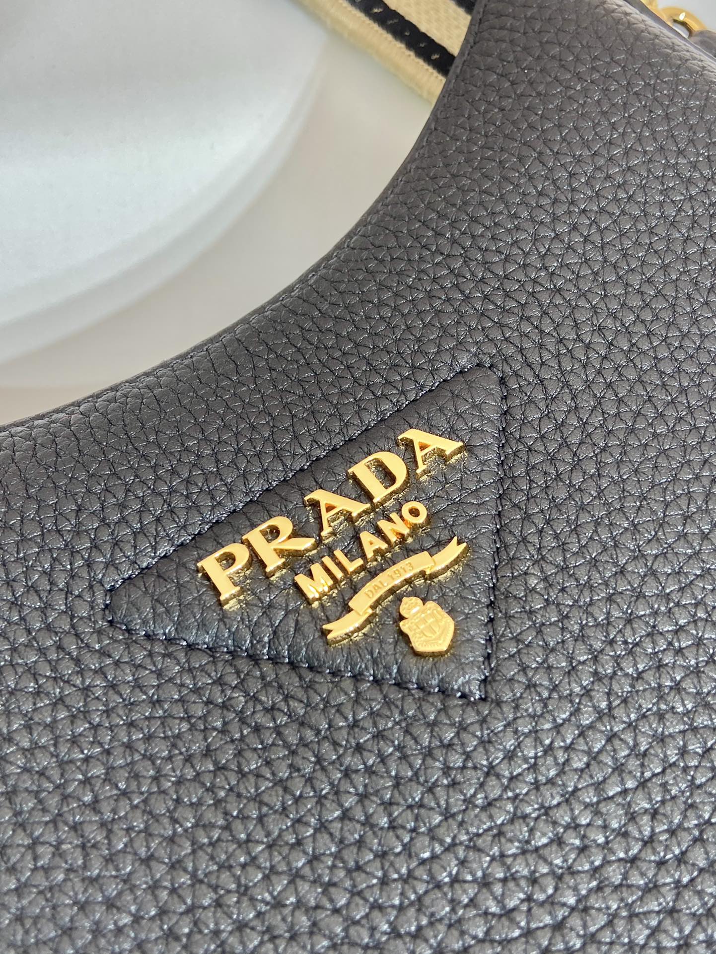 Pra*a 1bh193 tote-24*18*6cm