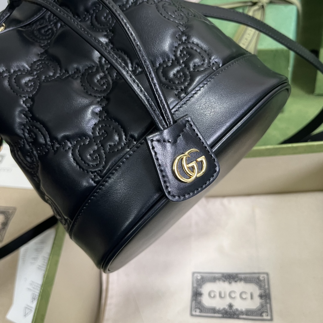 G*u*i gg matelassé bucket bag-17*20*10cm