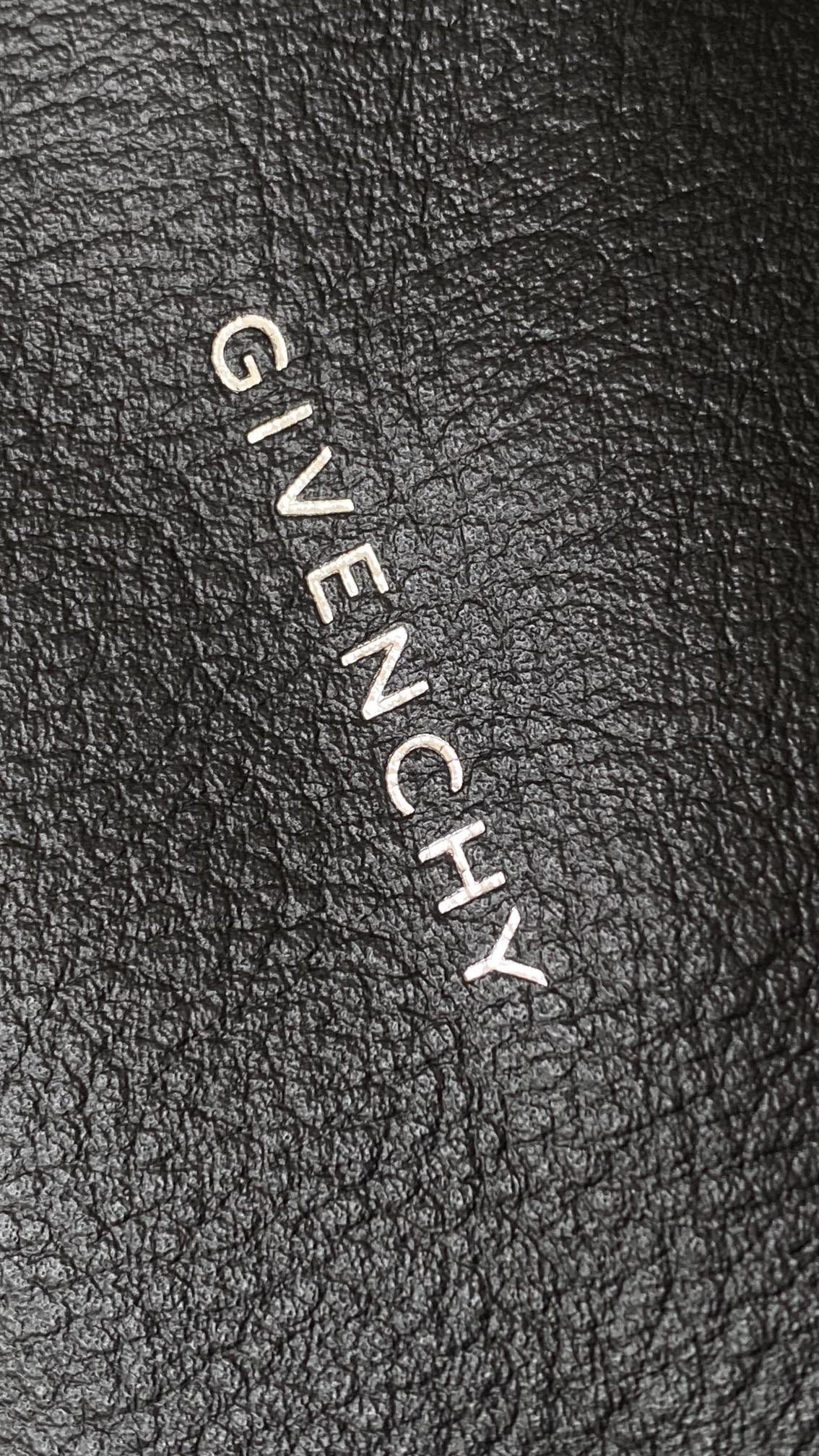 G1uenchy voyou tote-40*27*6.5cm