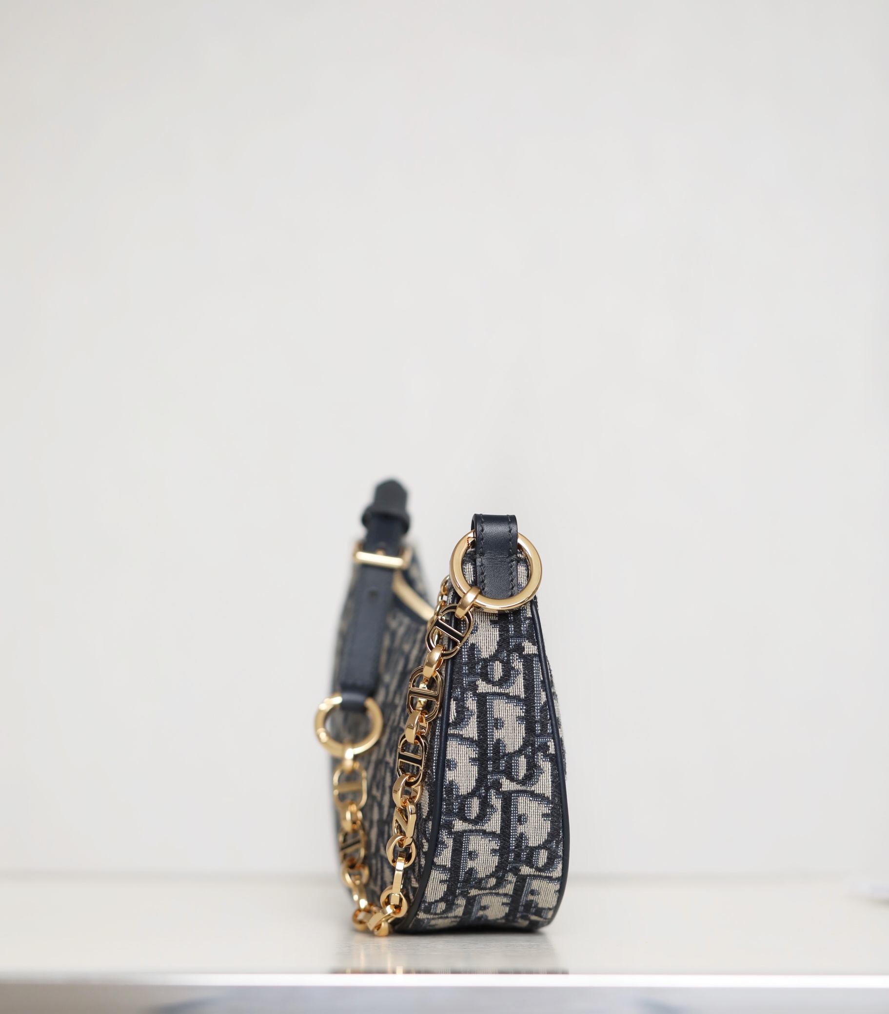 D*or cd lounge bag-26 x 15 x 5.5 cm