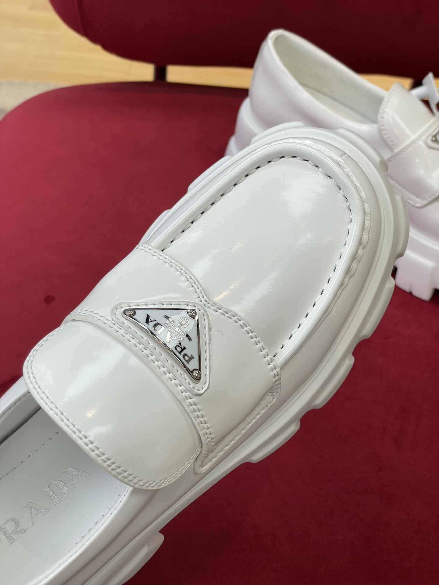 Pra*a loafers 2022ss