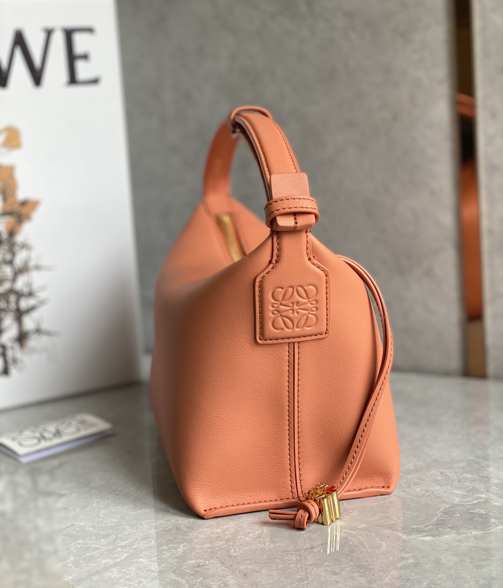 L0ew* cubi bag-20.5×17×12.5cm