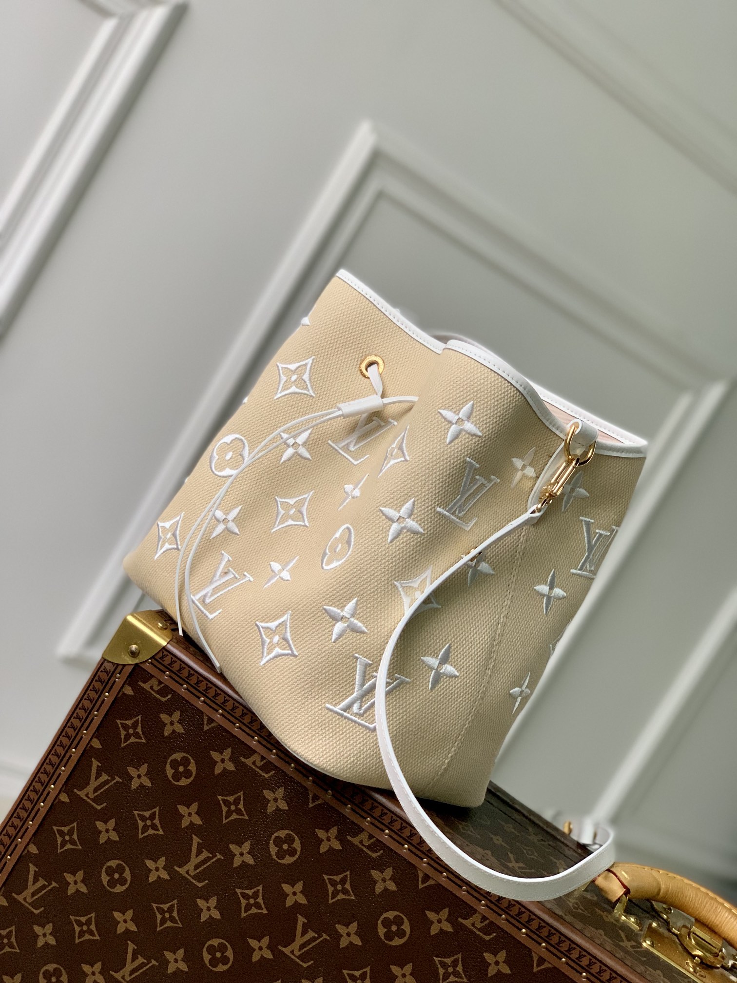 l0*is V*t0n néonoé bucket bag -m23080-26x22x27cm