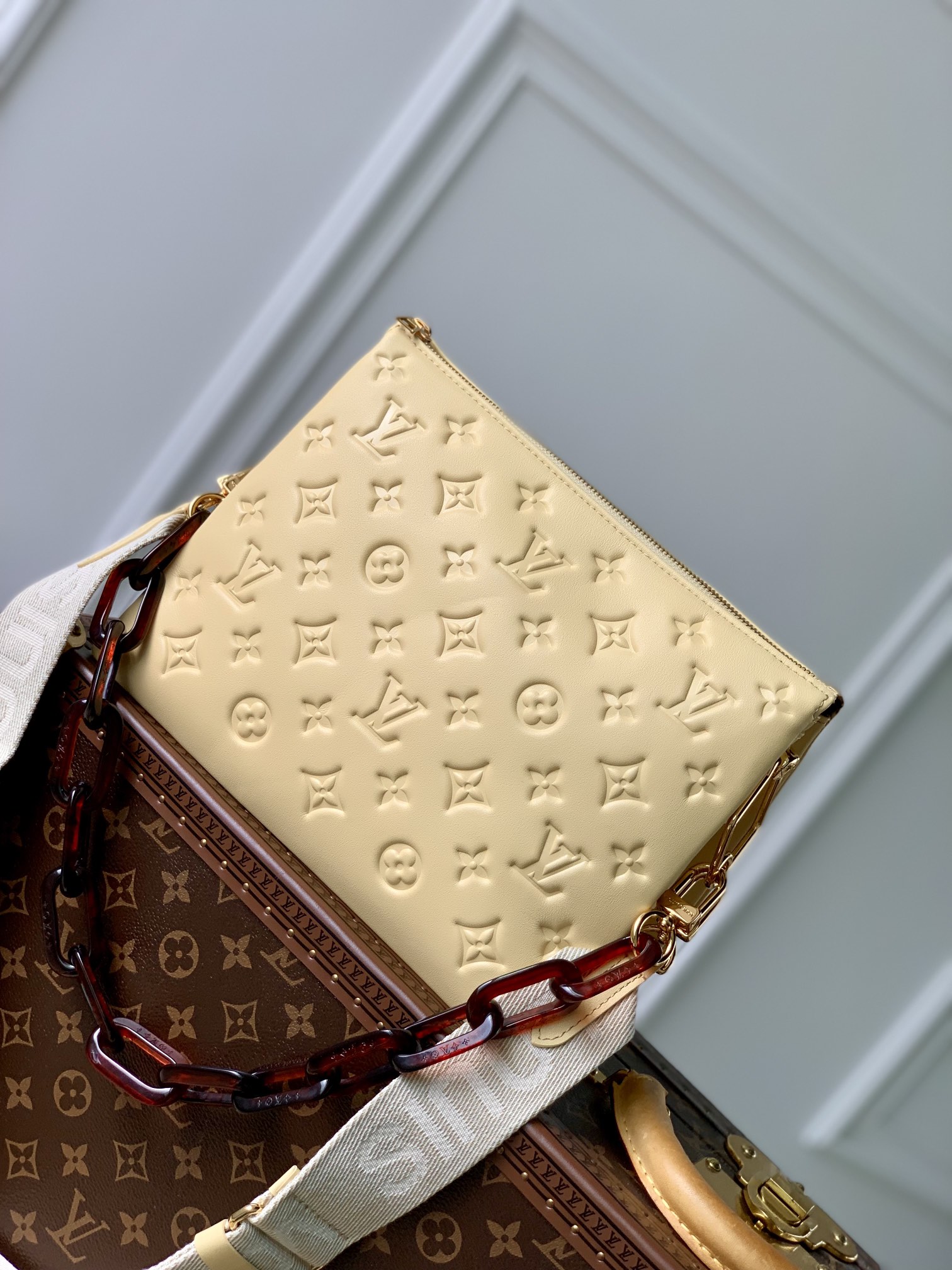 l0*is V*t0n coussin handbags-26*20*12cm