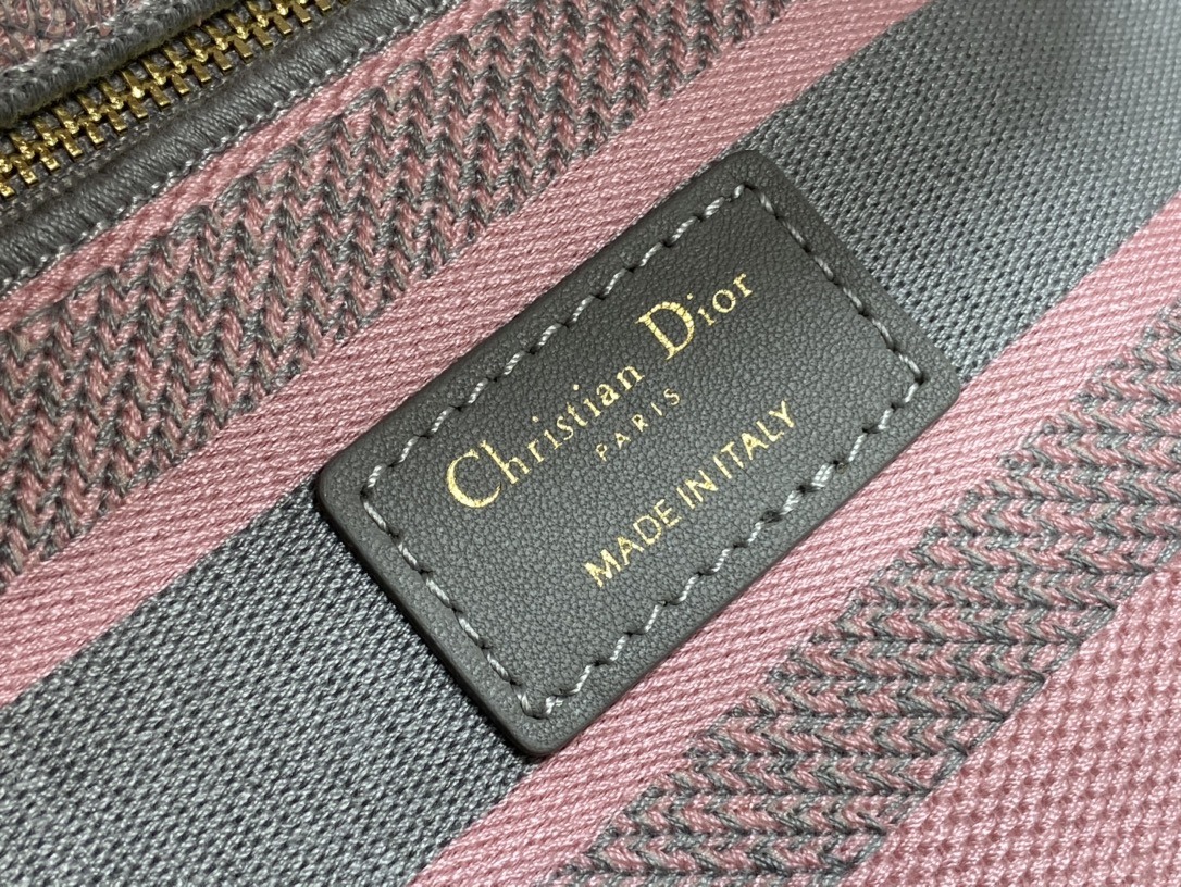 lady D*or handle bag-24×20×11cm