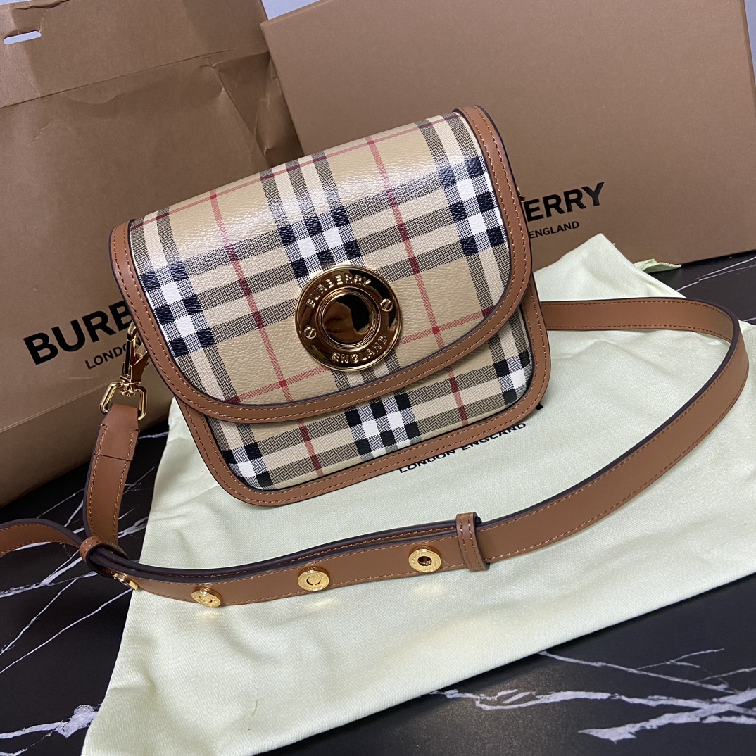 B**rry crossbody bag-19 x 6 x 16cm