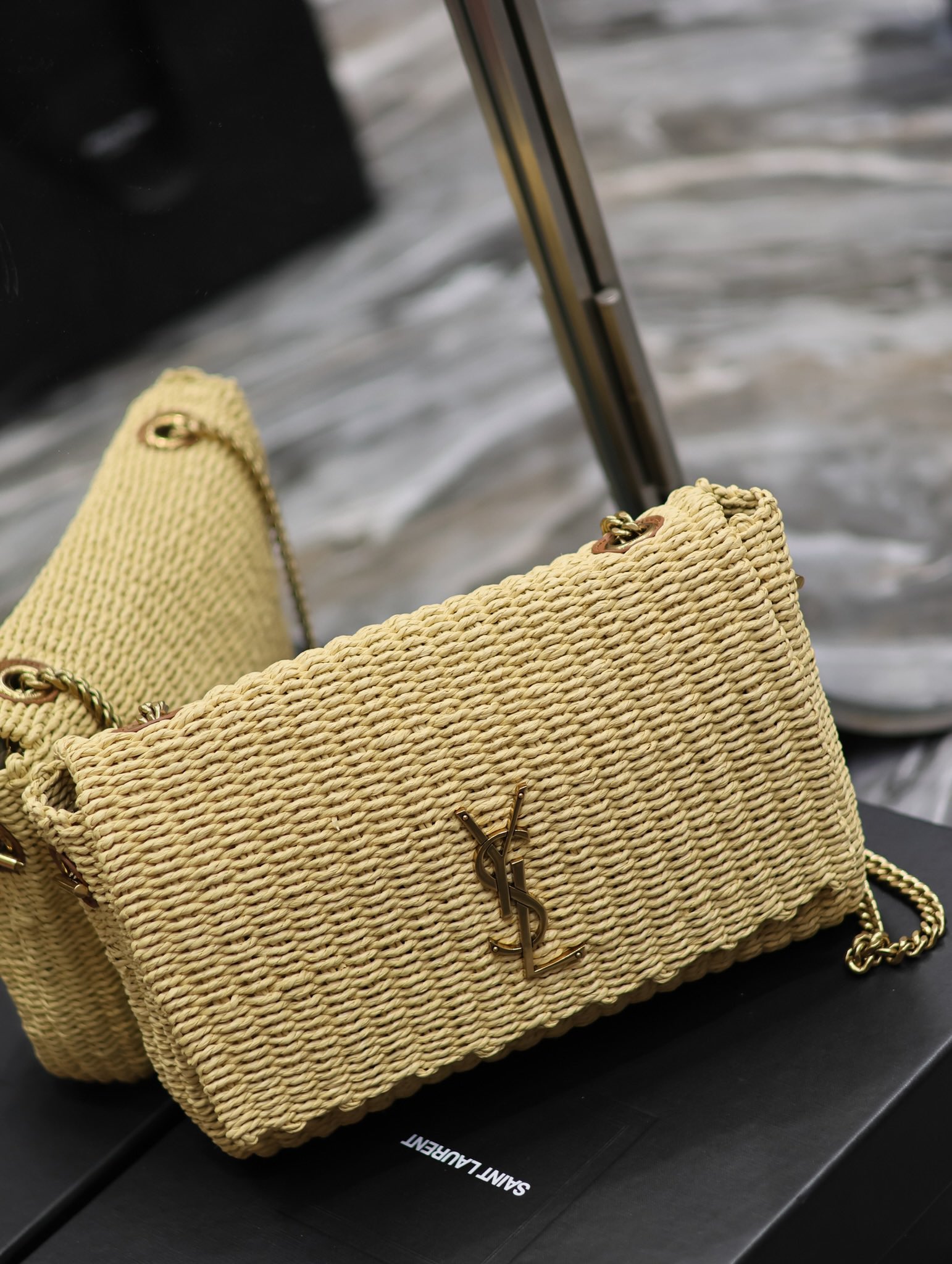 Y*L kate with raffia-28.5×20×6cm