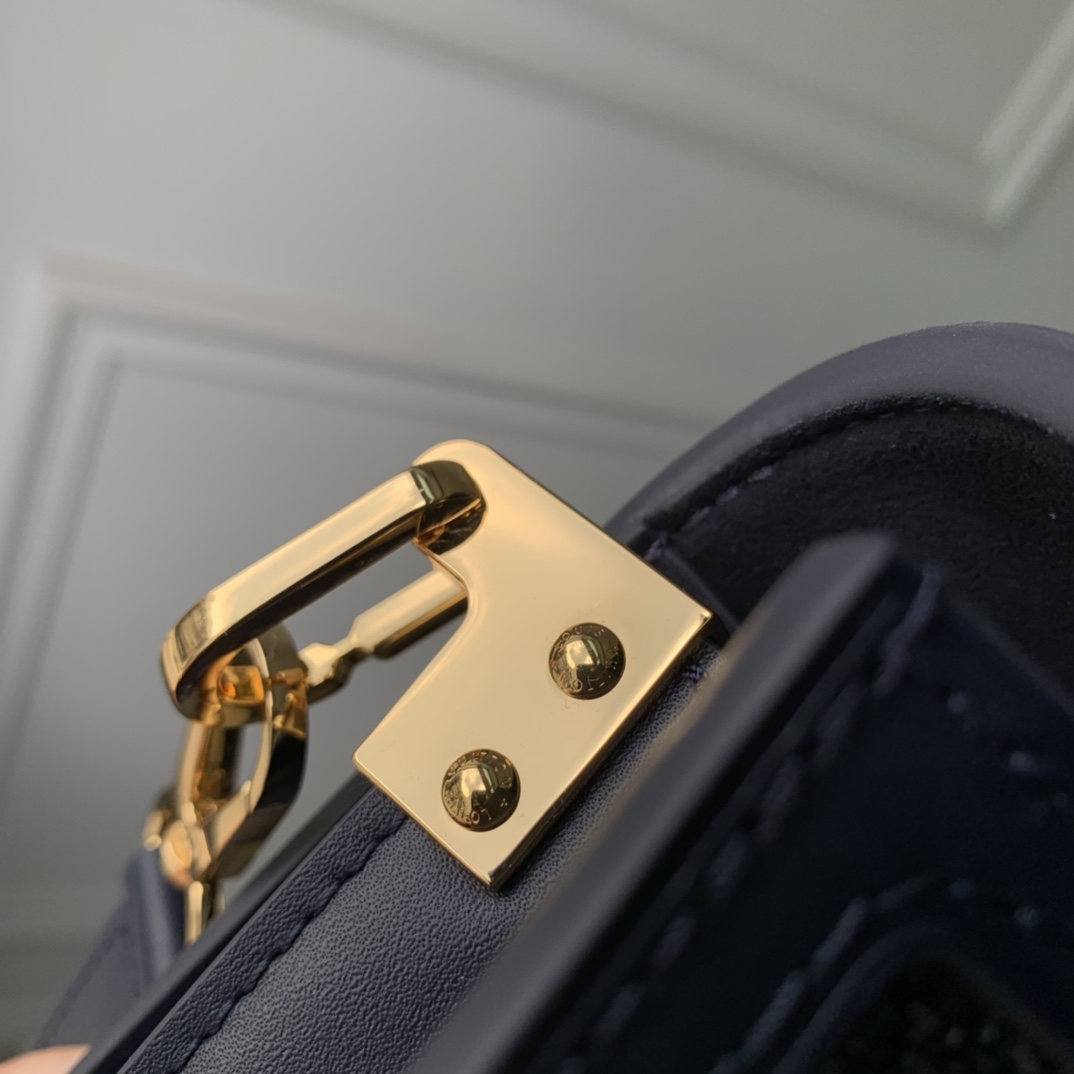 l0*is V*t0n mini dauphine bag-20*15*9cm