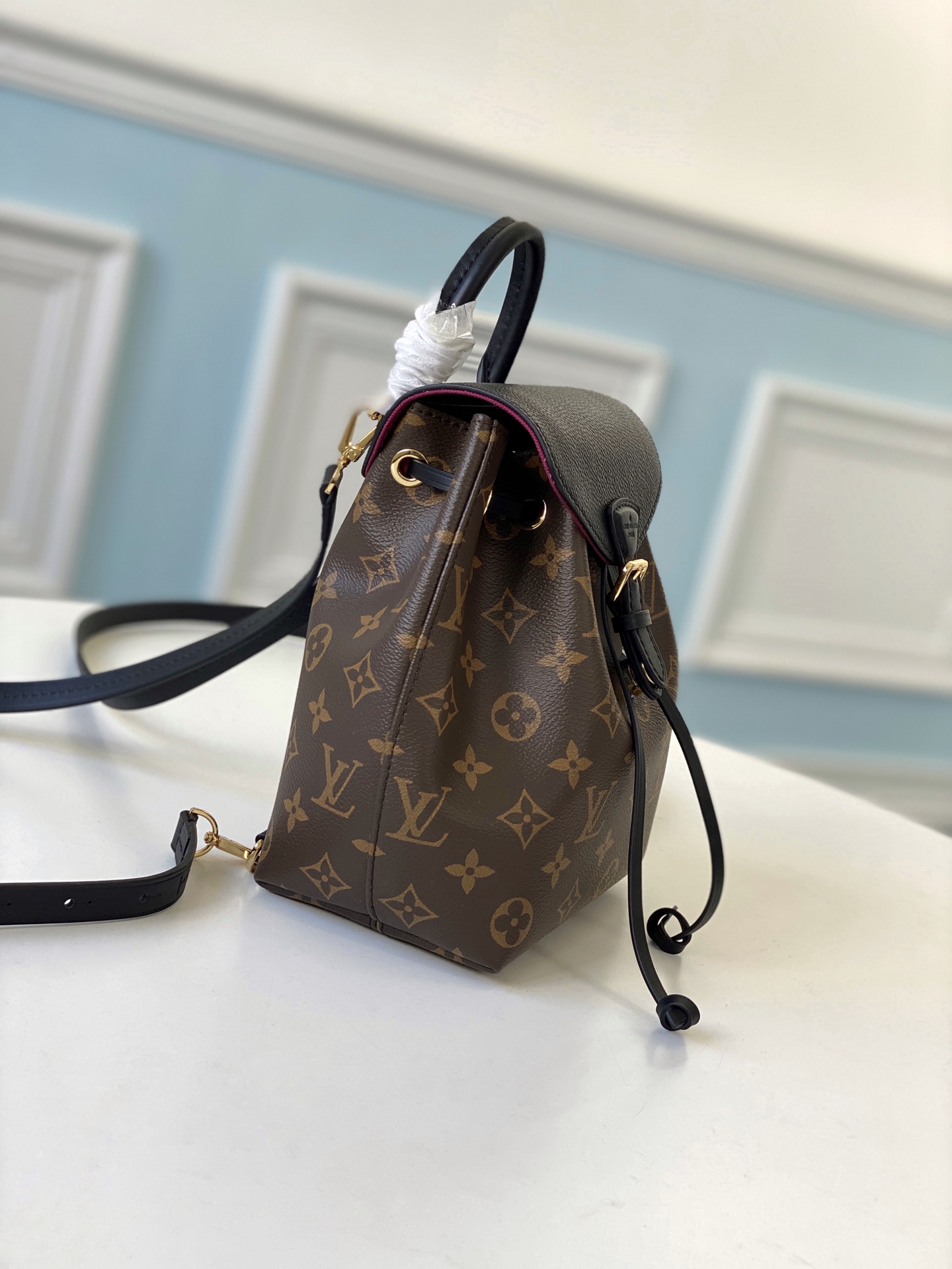 l0*is V*t0n montsouris backpack-17*20*10.5.cm