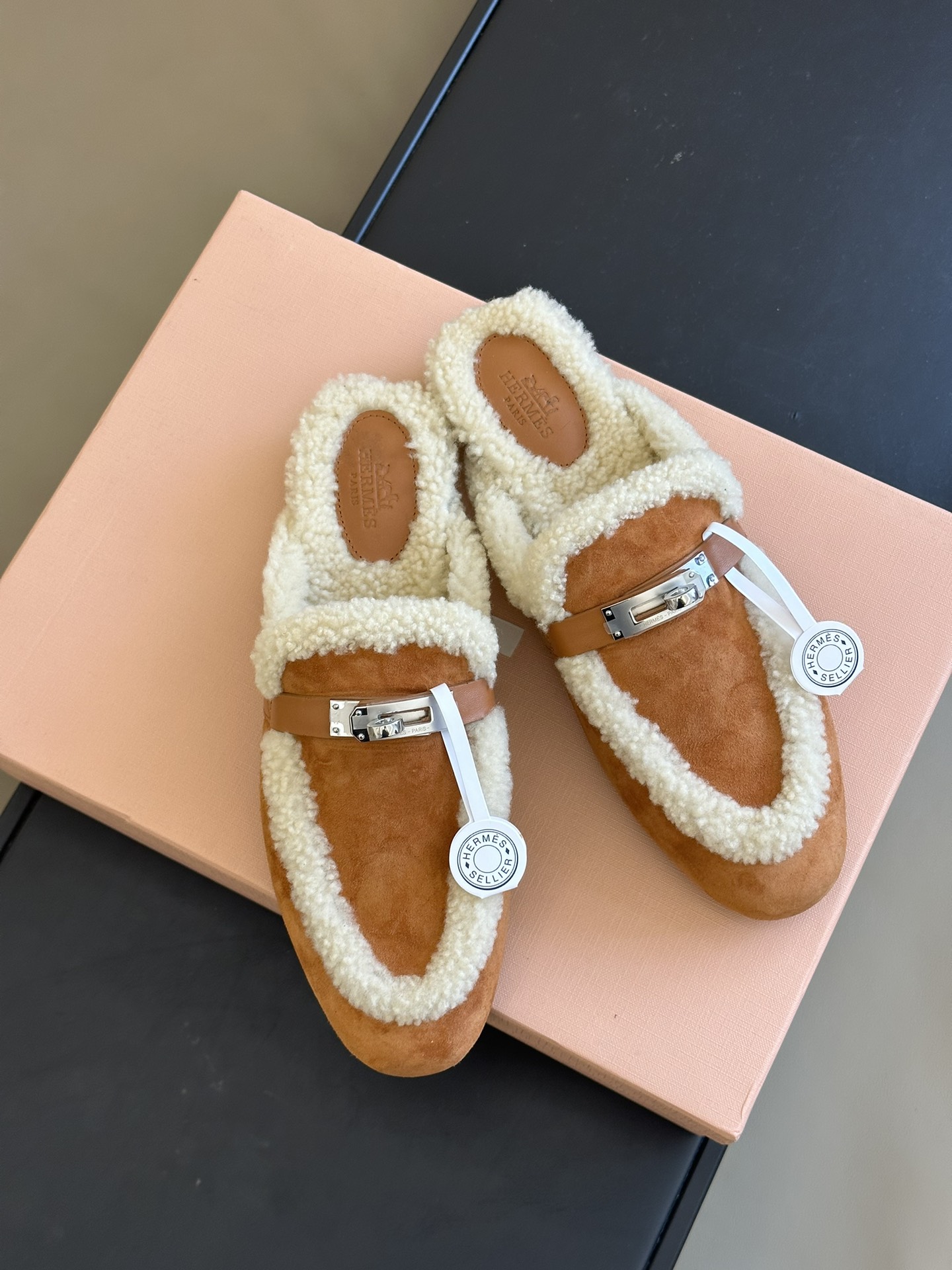 H**mes slides