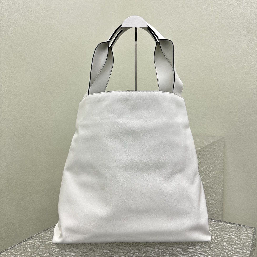 M*um*u hobo tote-38.5*11*39cm