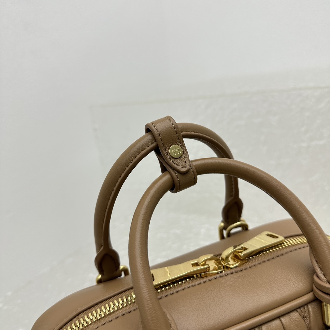 M*um*u vintage rectangular bag-23*12*8cm