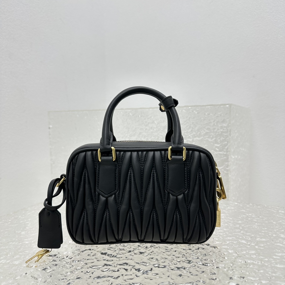 M*um*u vintage too pretty bag-19*13*6cm