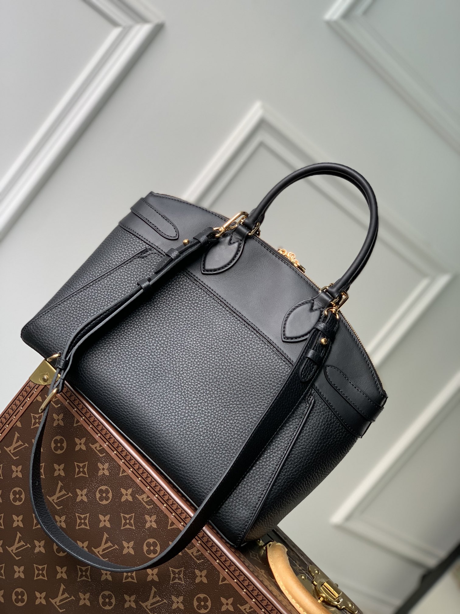 l0*is V*t0n lock it tote mm-36×29×15cm