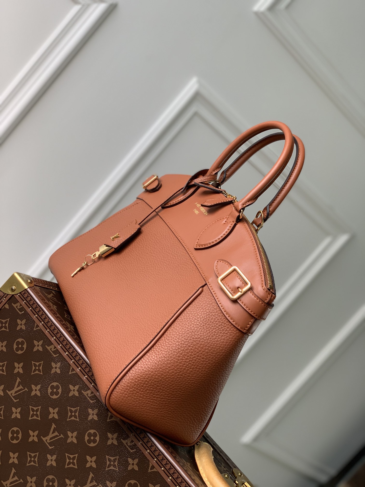 l0*is V*t0n lock it tote mm-36×29×15cm