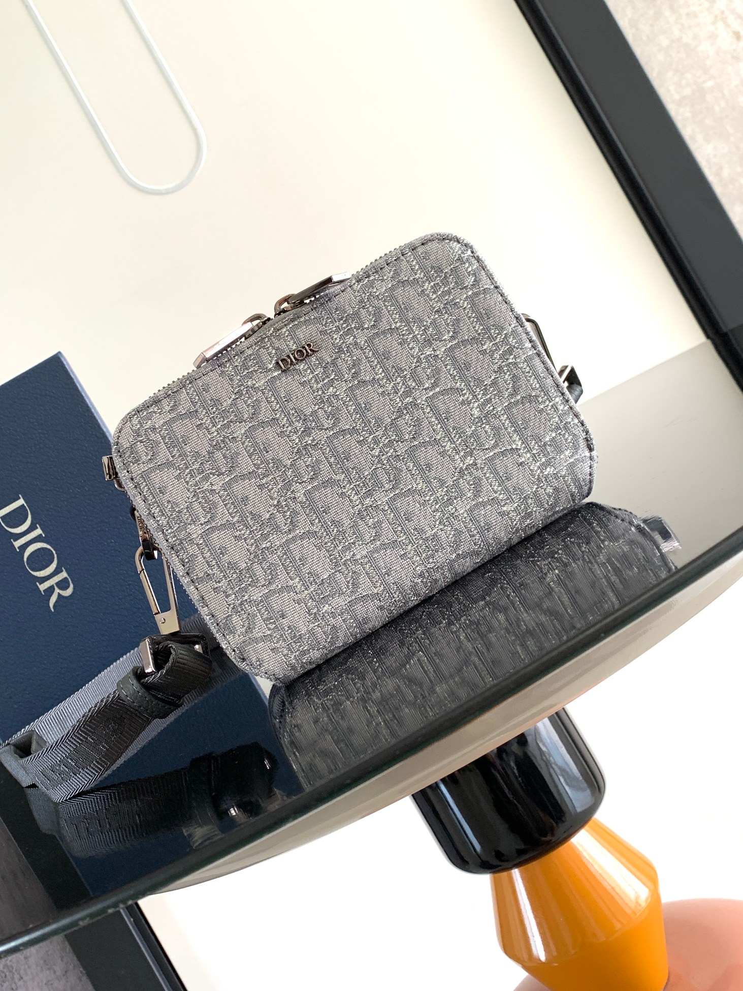 D*or oblique handlebag-17 x 12.5 x 55cm
