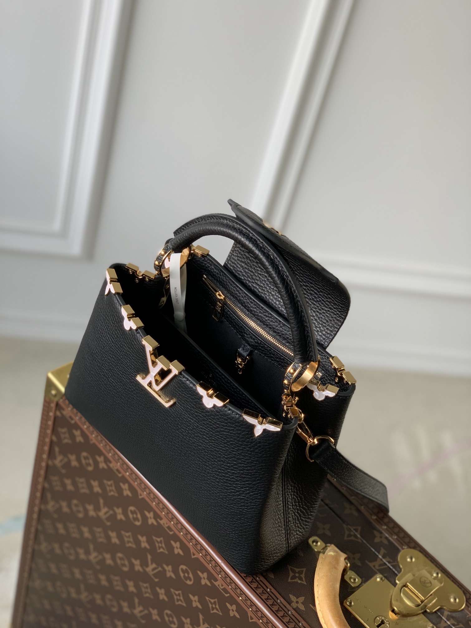 l0*is V*t0n capucines bb-27*18*9cm
