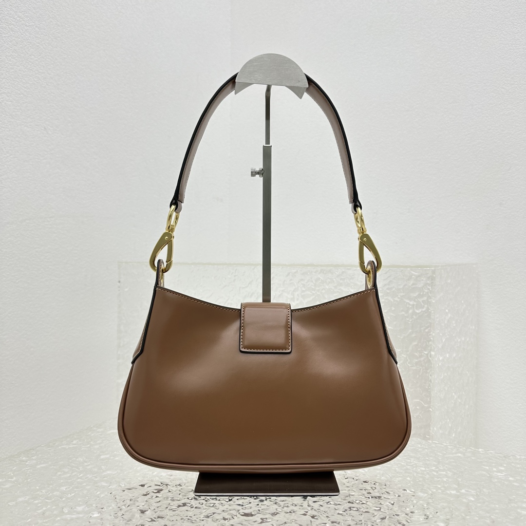 M*um*u city calf hobo bag-28*15*4cm