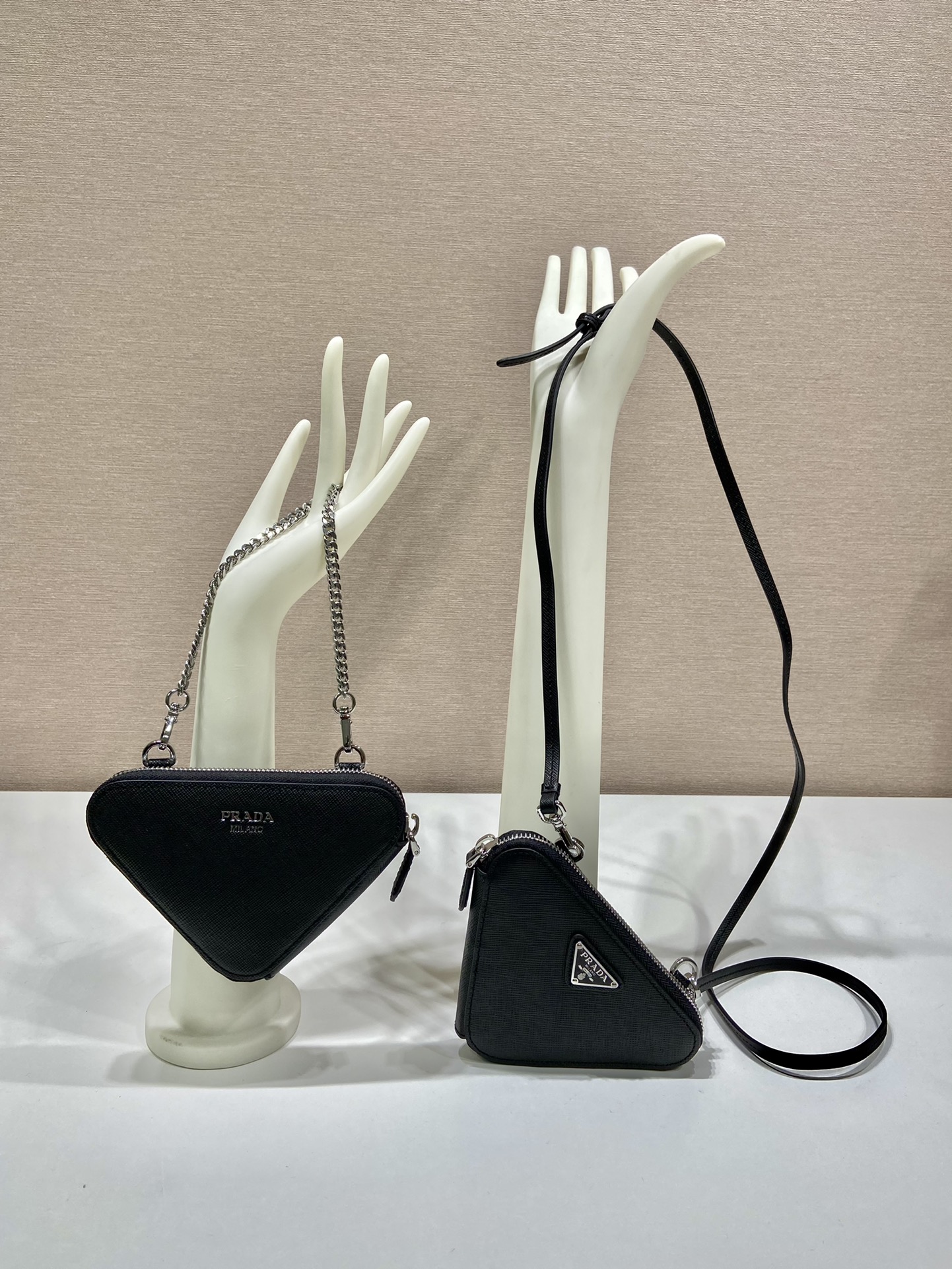 Pra*a 1nr015 double triangle bag -15*10*5cm