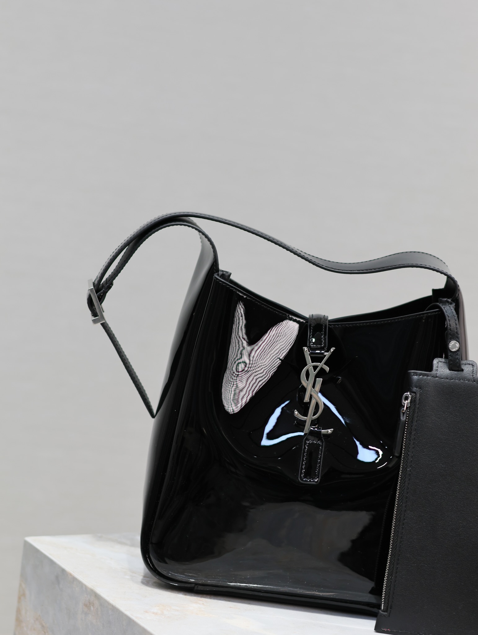 Y*L le5a7 vintage bag-23×22×8.5cm