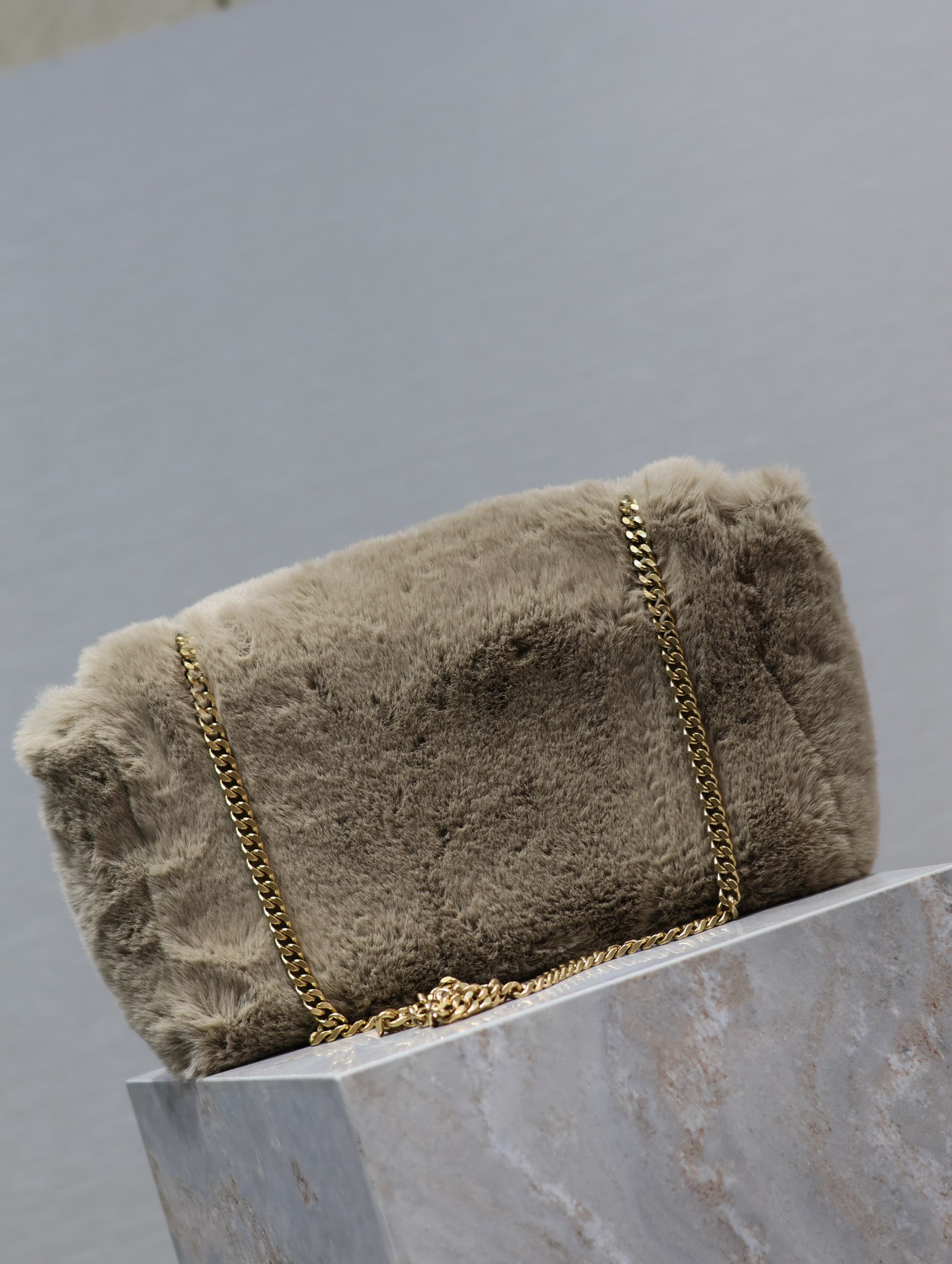 Y*L kate with raffia-28.5×20×6cm