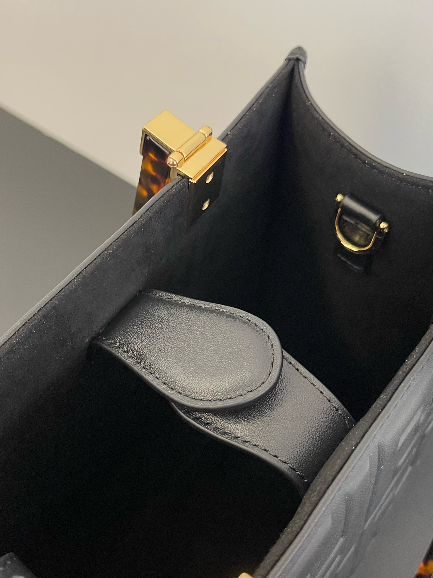 F**ditote bag-25.5x12x22.5cm