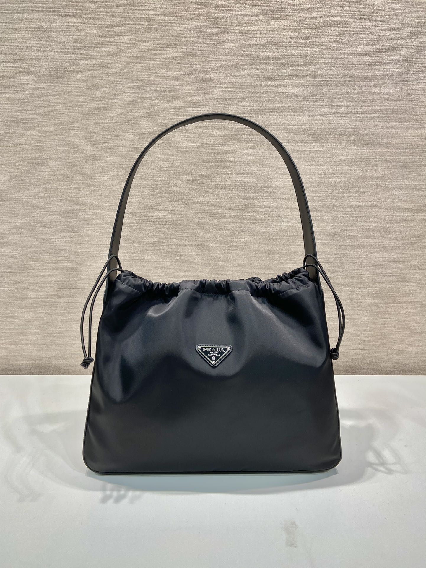 Pra*a b6250 vintage hobo bag-37*30*8cm