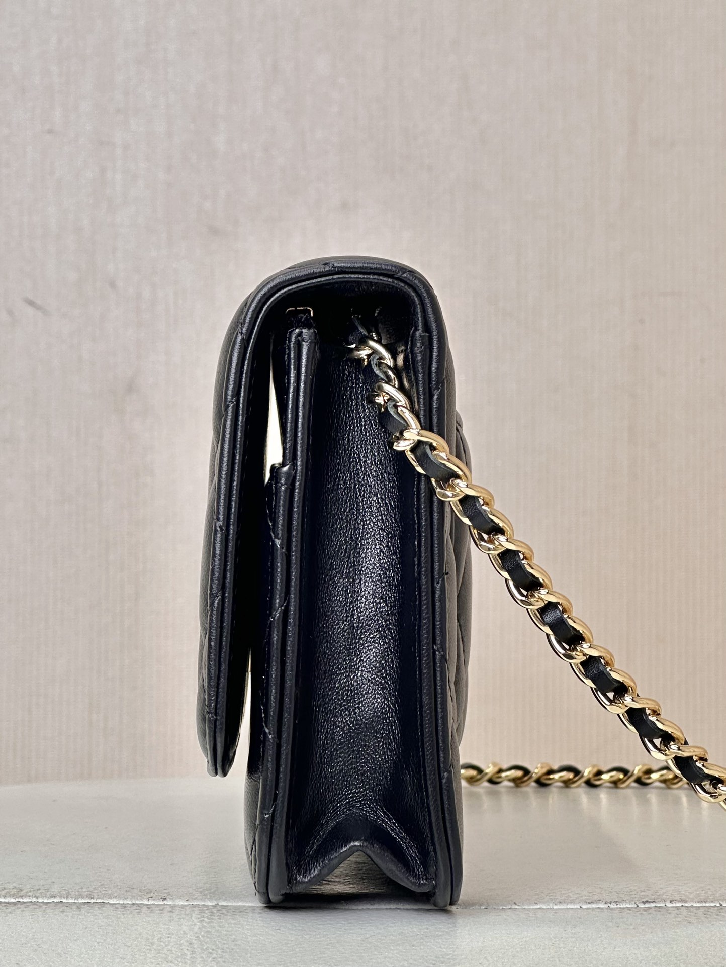 Ch@nel Wallet On Chain-Lambskin Leather-Gold Hardware-19*12*3.5CM