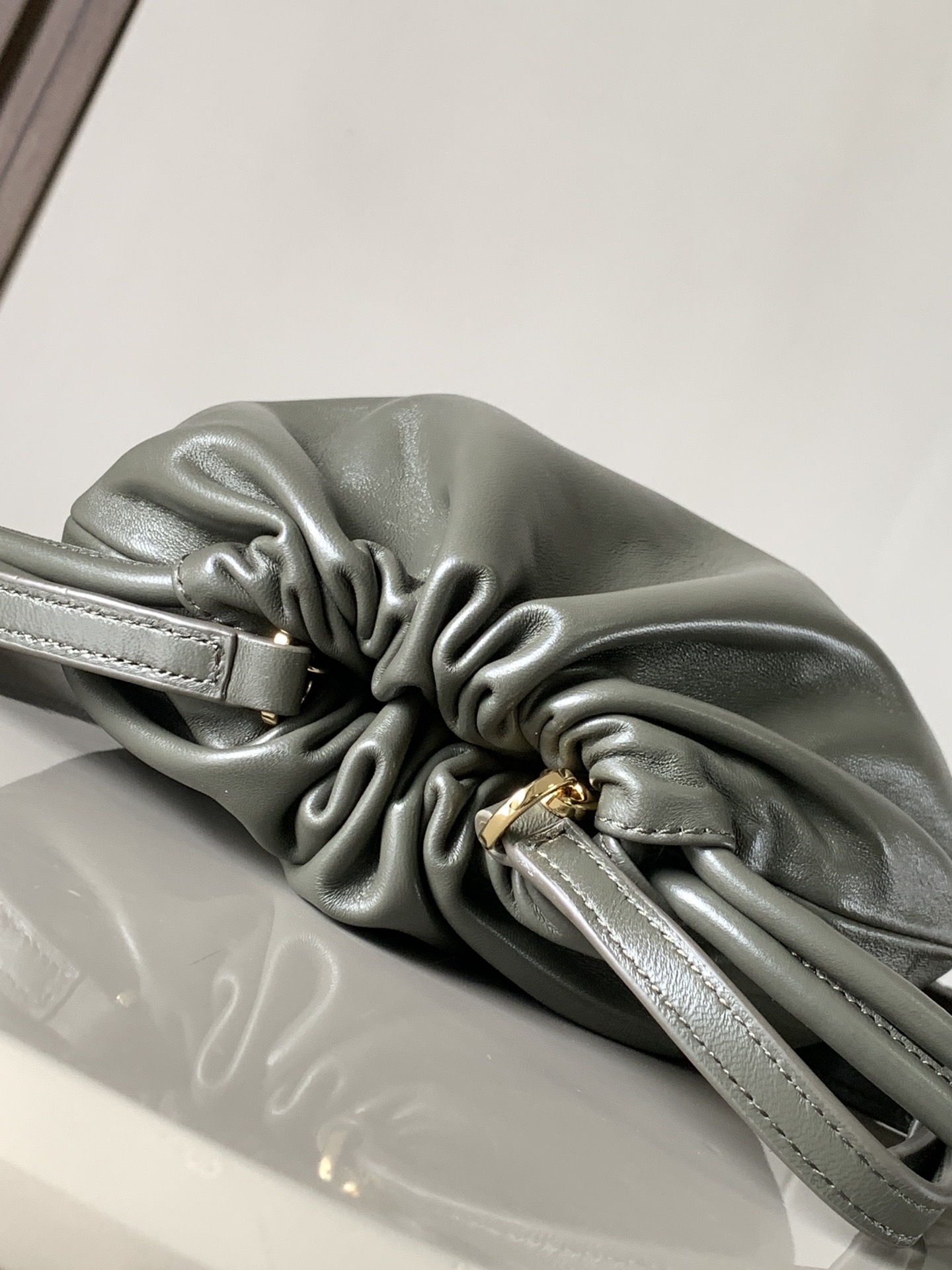 L0ew* mini flamenco purse bag-23*17*5.5cm