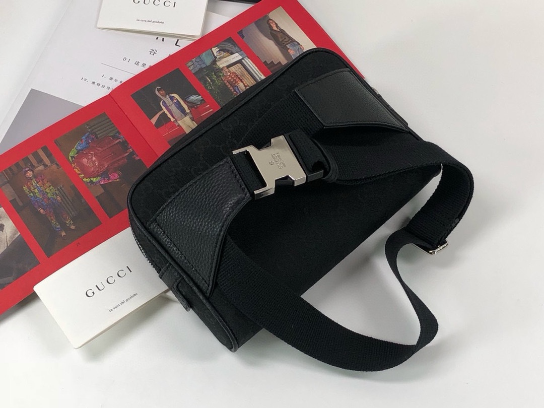 G*u*i waist bag-23x16x5cm