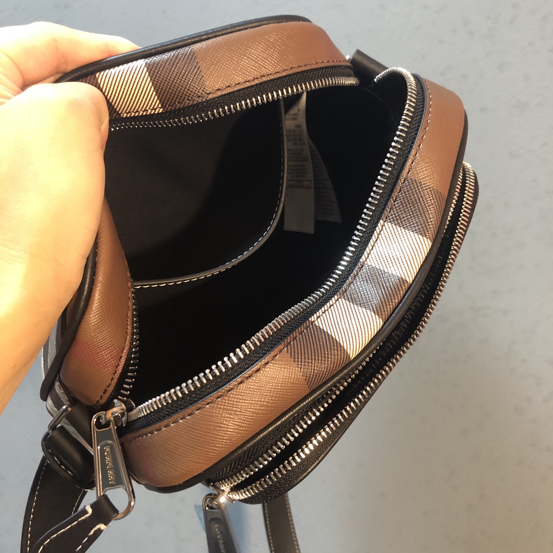 B**rry vintage camerra bag-22.5.×14.5×8cm
