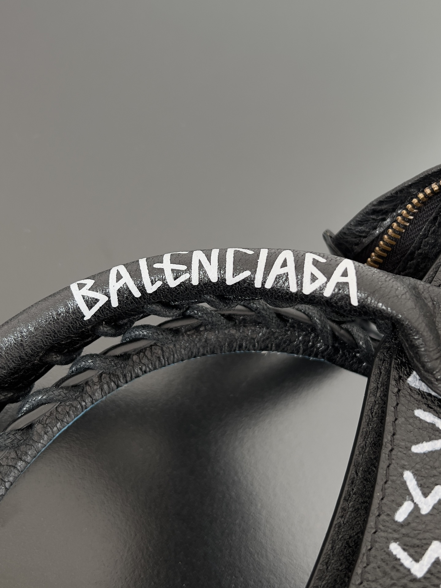 Balenciag Graffiti Classic City-38*14*24CM