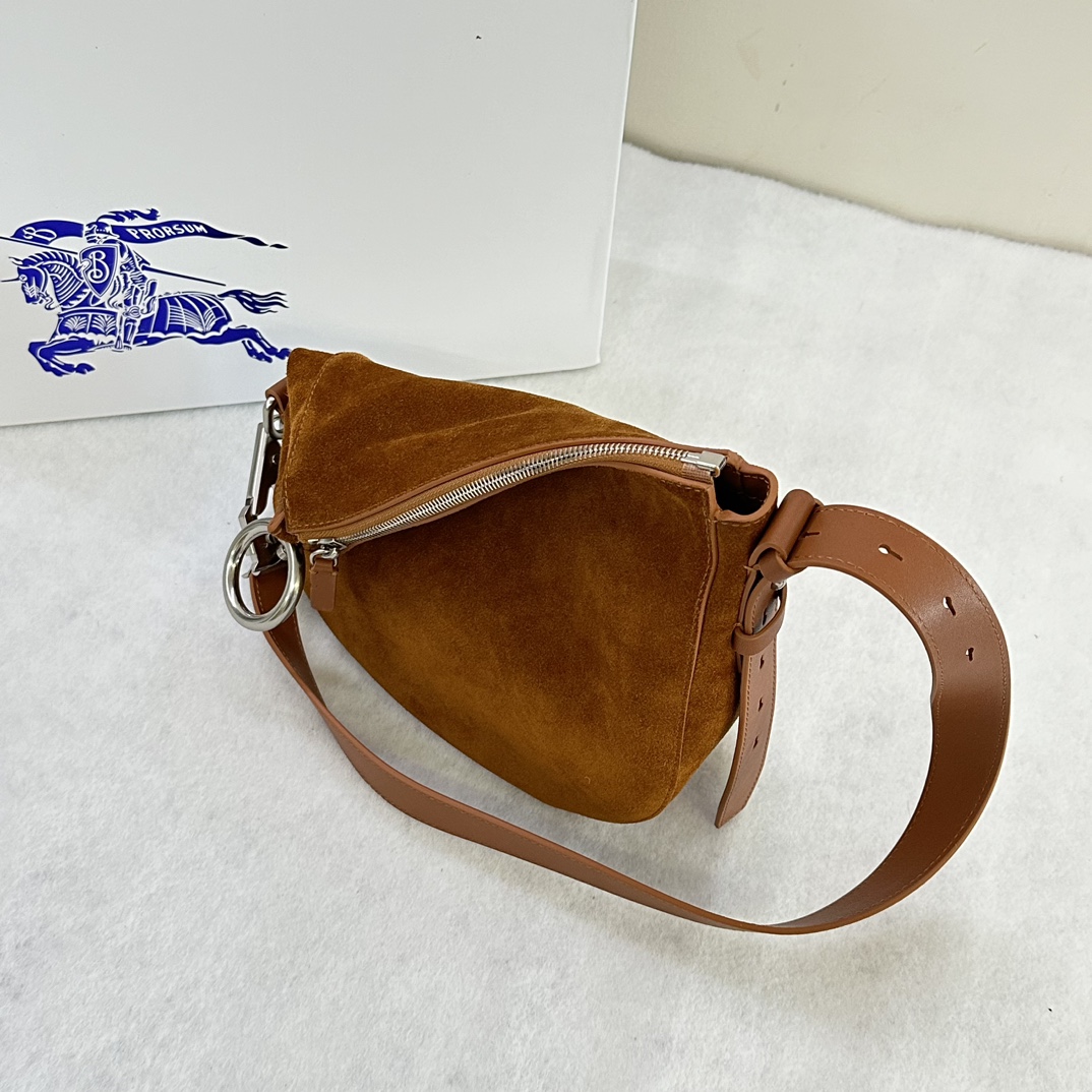 B**rry knight bag-24 x 8 x 23cm