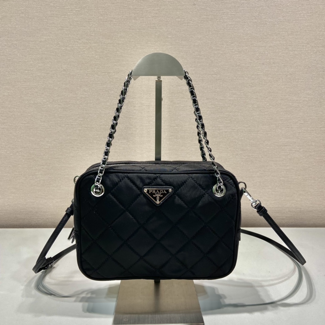 Pra*a 1bd642 vintage camera bag-22*16*6.5cm