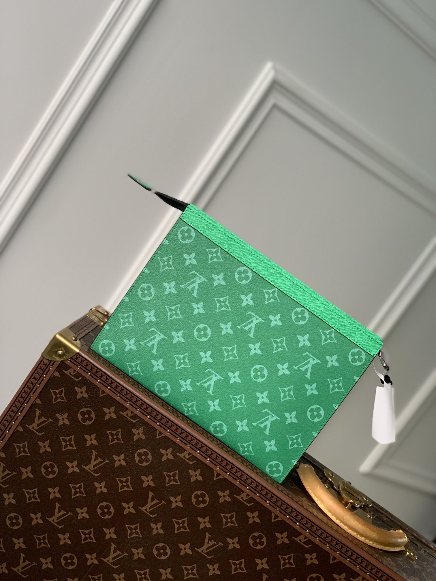l0*is V*t0n pochette accessoires-26x20cm