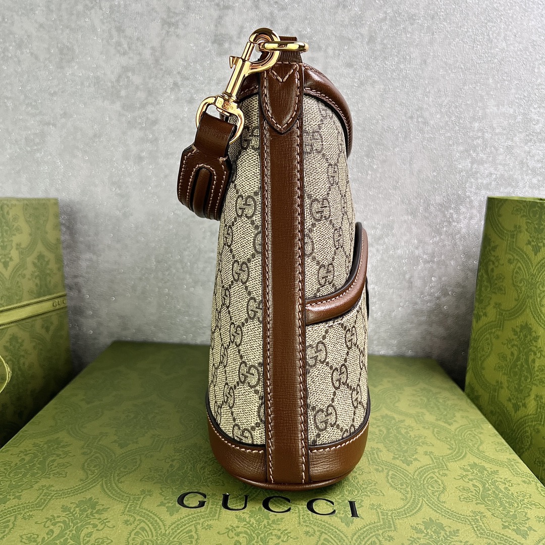 g*u*i retro gg S*p*e bucket-24.5*20*8cm