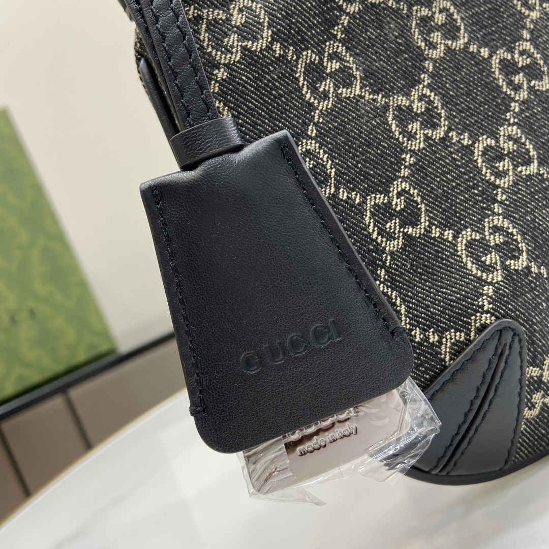 G*u*i horsebit slim bag-18*24*4.5cm