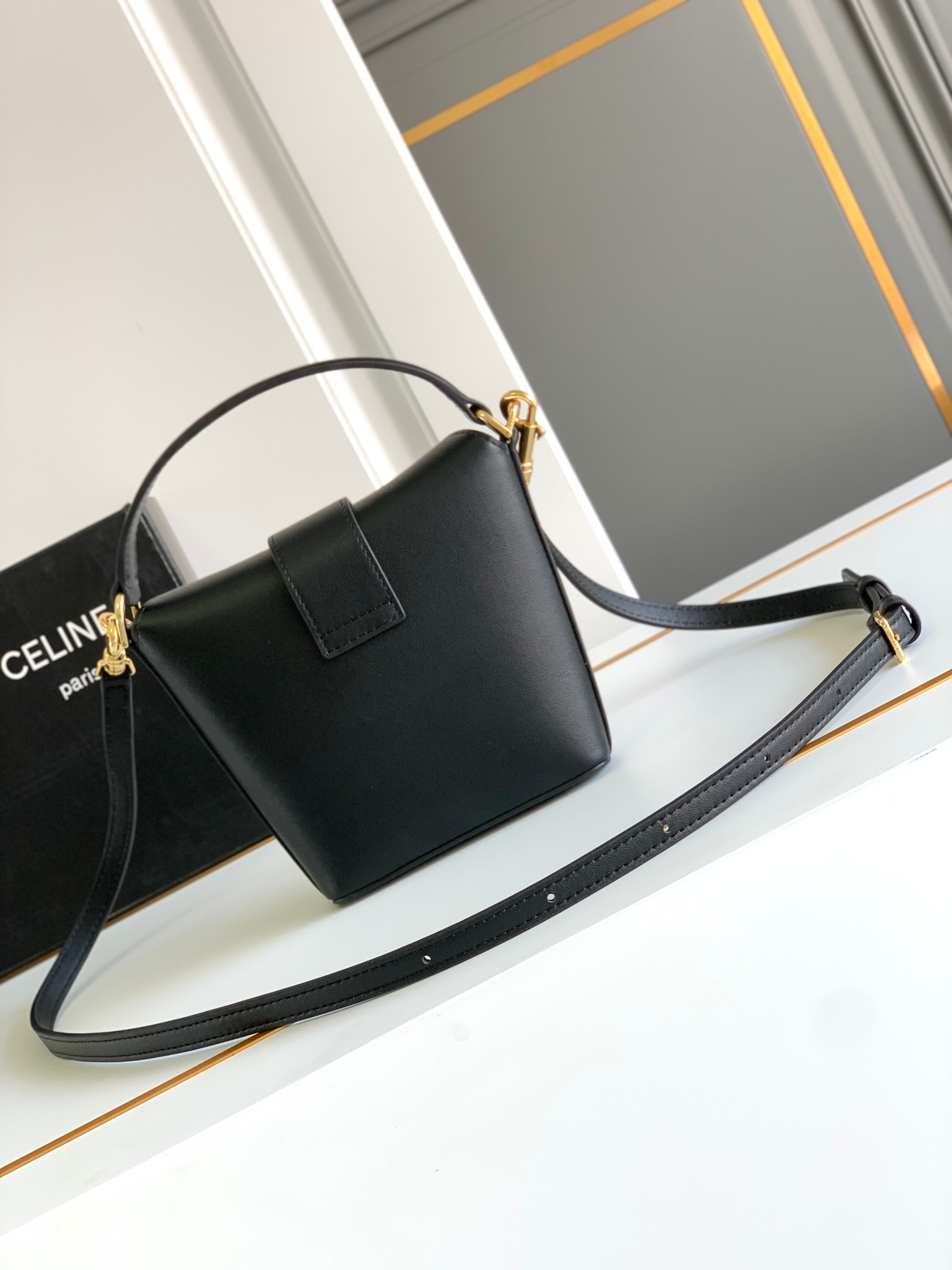 Ce**e triomphe bucket bag-12.5x5x14cm