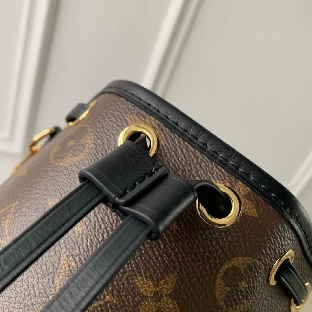 l0*is V*t0n canoé bag-m8348014*20.5*14cm