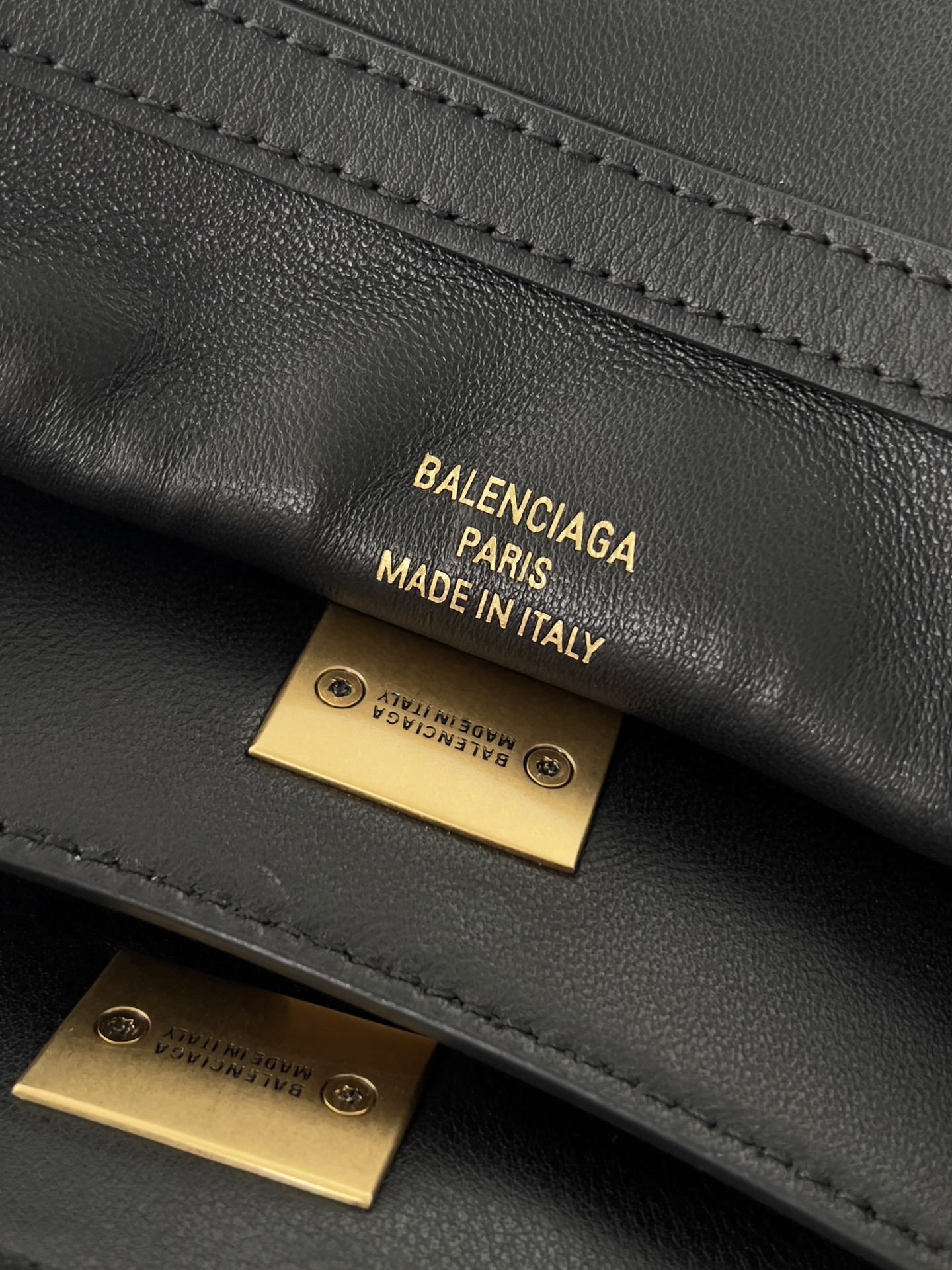 Balenciag Rodeo Handbags-28.9x20x9.9CM